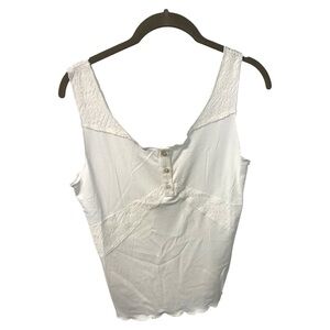 Hem & Thread White Tank Top NWT Size Medium